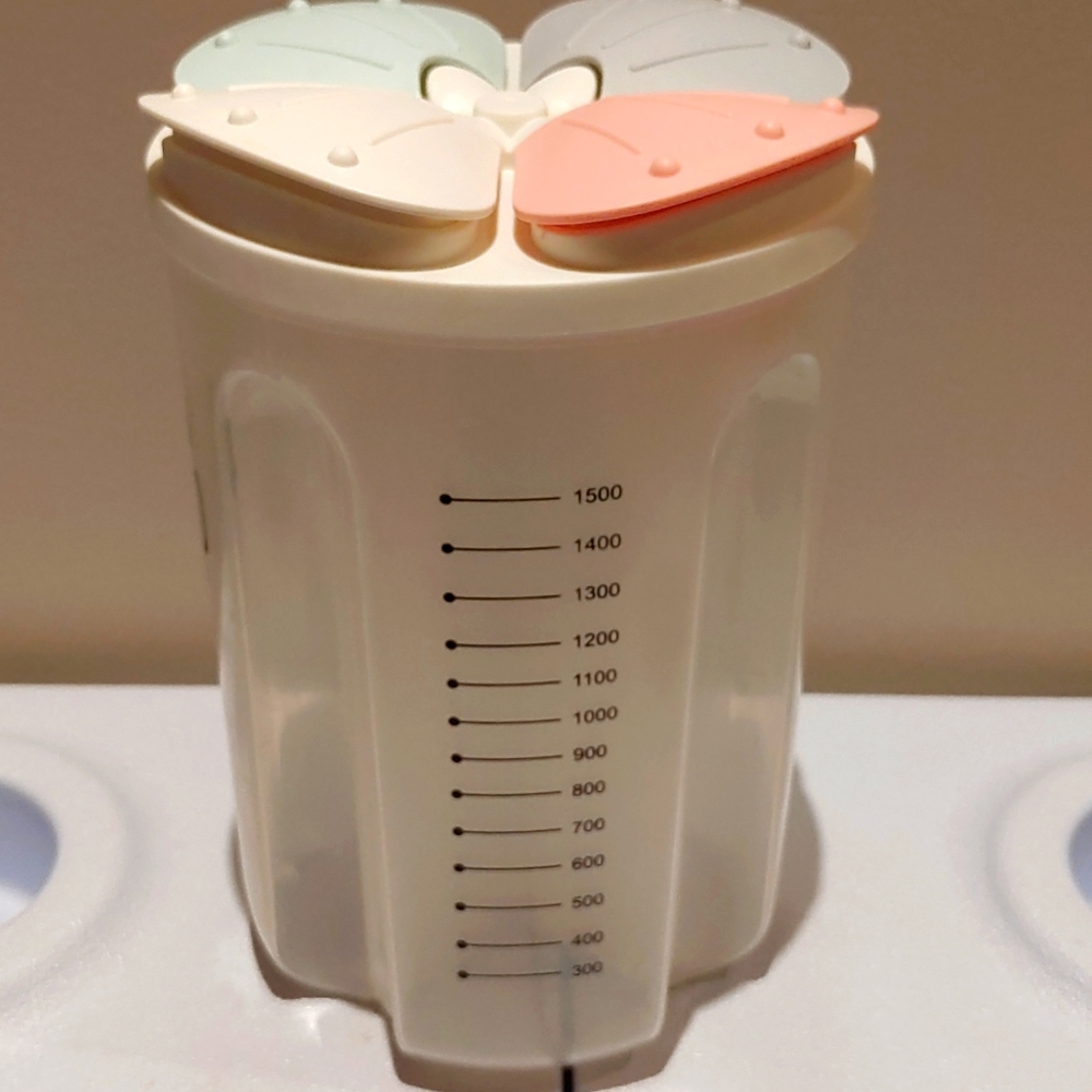 4 Compartments Kitchen Storage Container